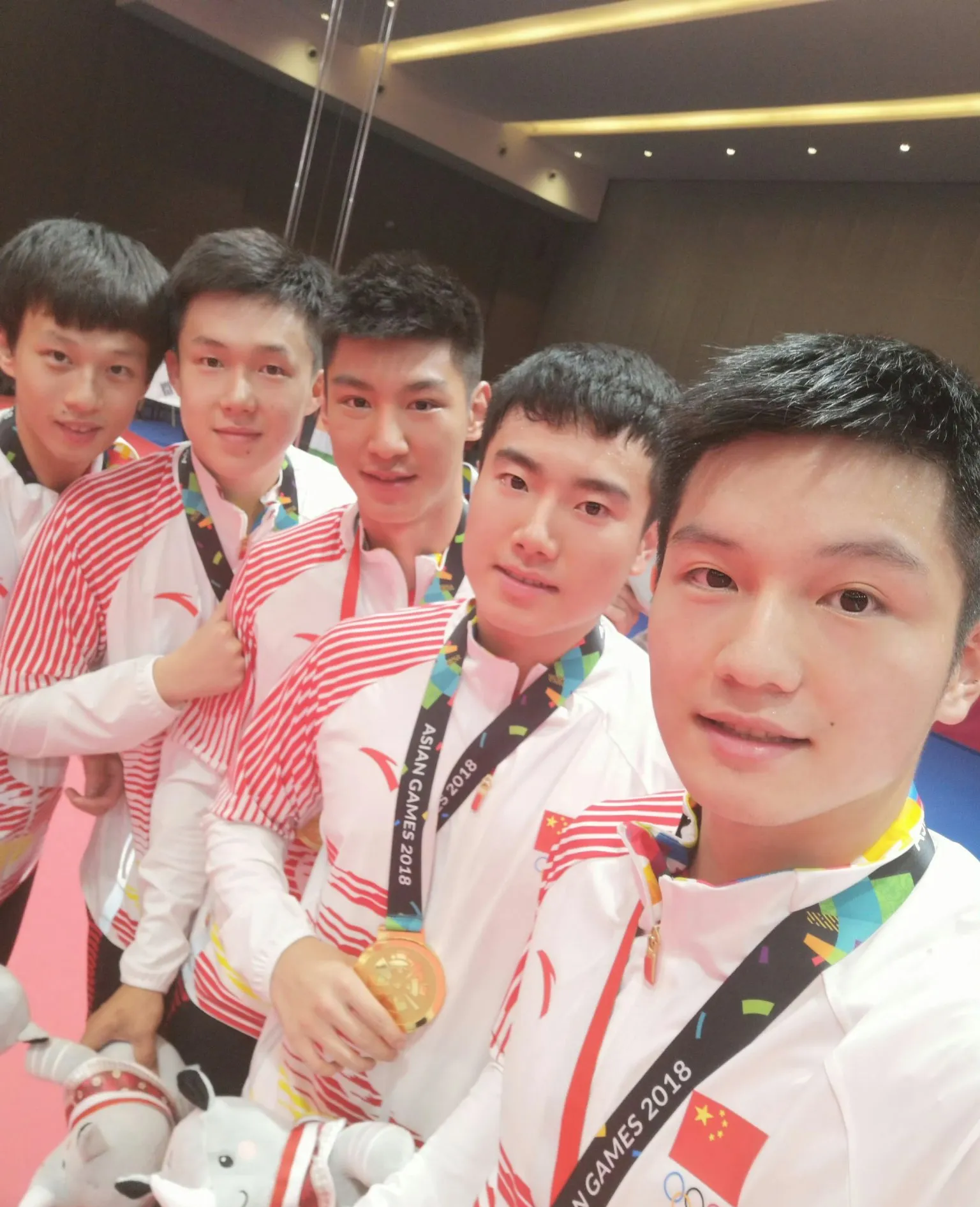 英国乒乓球队鏖战奥地利乒乓球队，王皓制霸全场的简单介绍