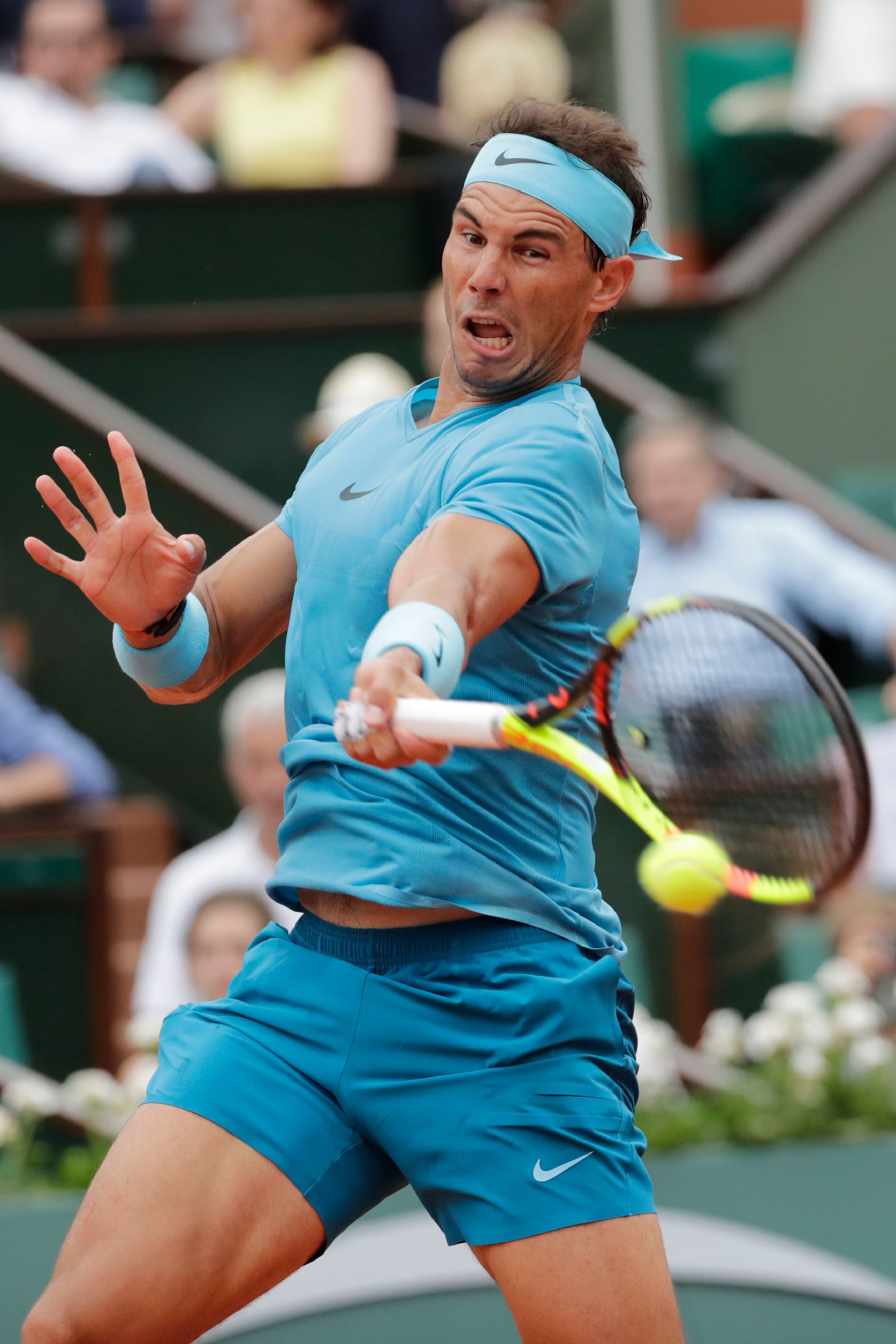 澳大利亚网球队绝杀法国网球队，纳达尔完成帽子戏法