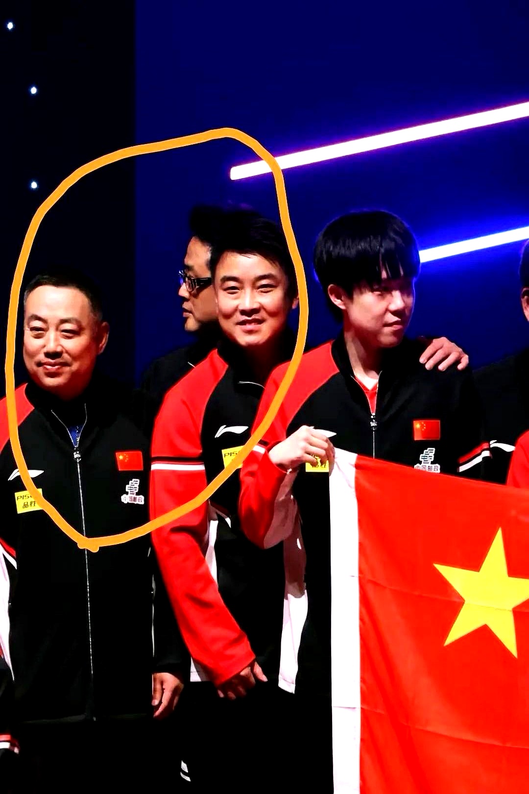 日本乒乓球队翻盘中国乒乓球队,王皓三分雨点燃全场 日本乒乓球队翻盘中国乒乓球队,王皓三分雨点燃全场