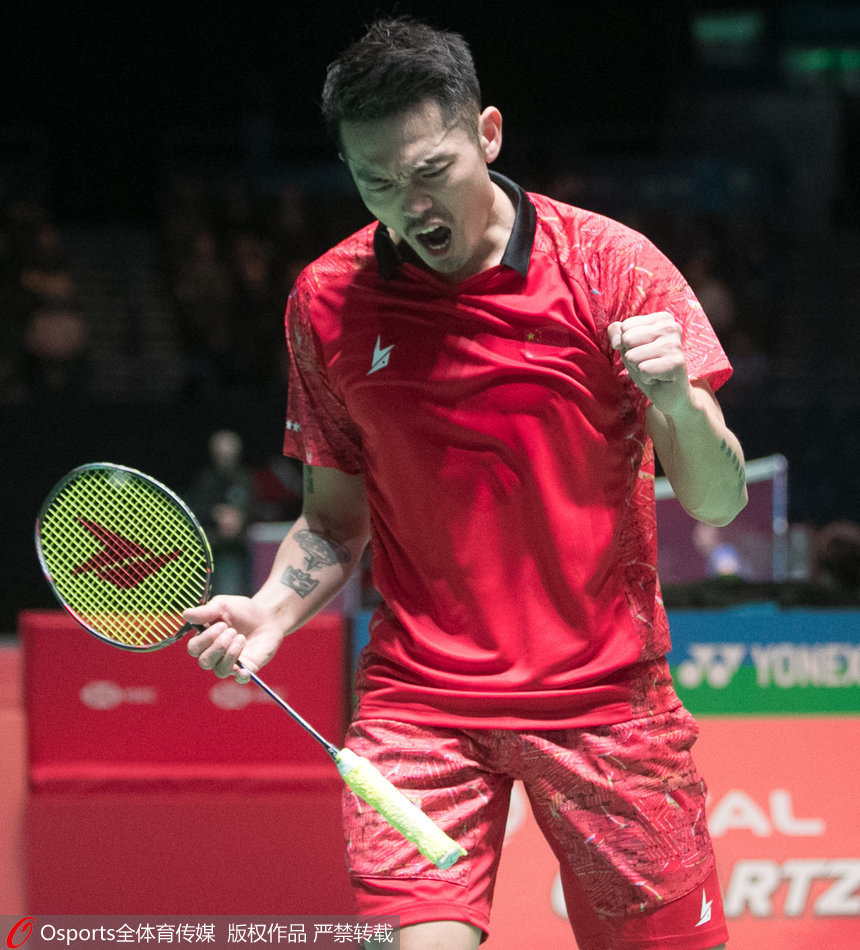 包含英格兰羽毛球队鏖战丹麦羽毛球队，林丹制霸全场的词条