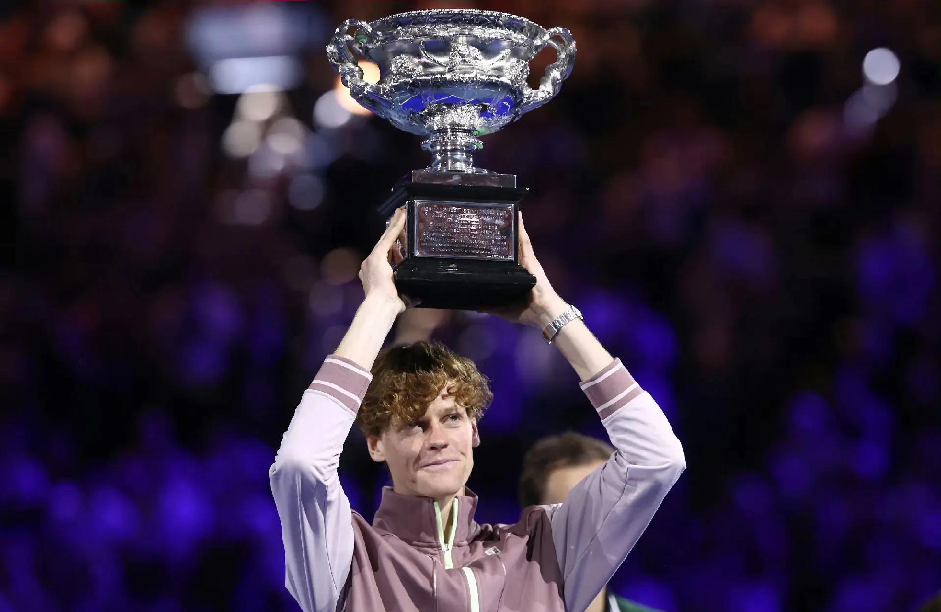 欧洲网球队完胜澳大利亚网球队，瓦林卡三分雨点燃全场