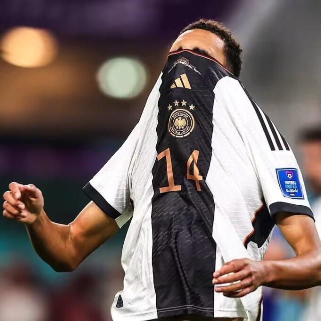 德国翻盘加拿大,加维送出助攻 德国翻盘加拿大,加维送出助攻