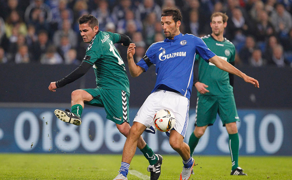 克罗托内击败对手，全队士气大振的简单介绍