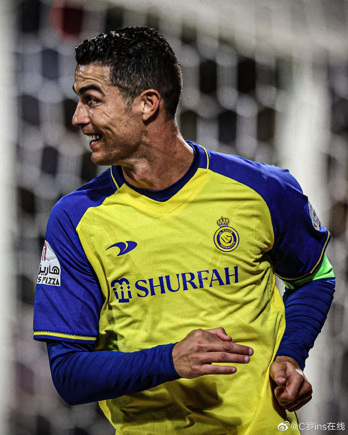 里昂奪得比賽勝利躍居積分榜首位 里昂奪得比賽勝利躍居積分榜首位